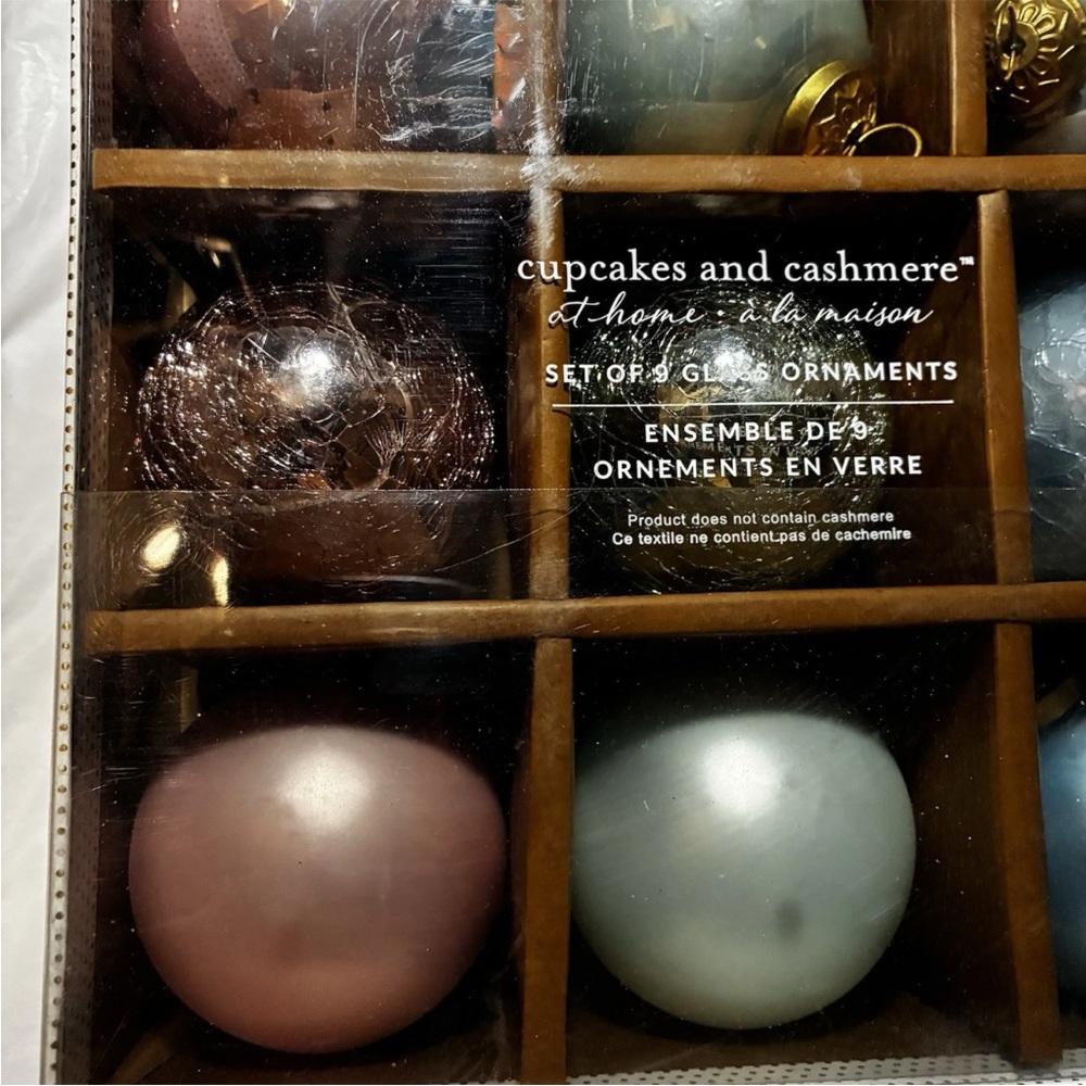 Cupcakes & Cashmere‎ Set of 9 Pastel Glass Ornaments Shabby Chic Cottagecore NWT - Picture 4 of 5